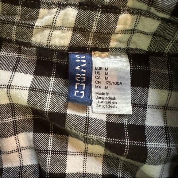 Flannel - Picture 3 of 3